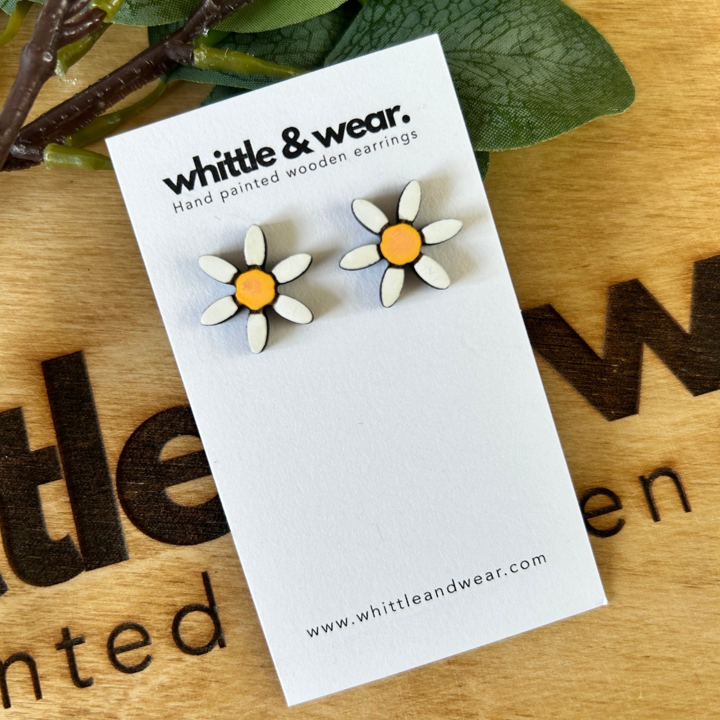 Daisy studs large