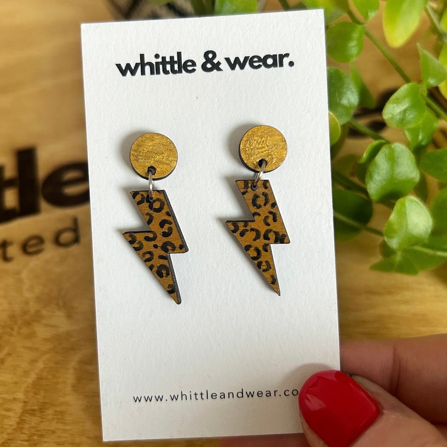 Lightning bolt dangles