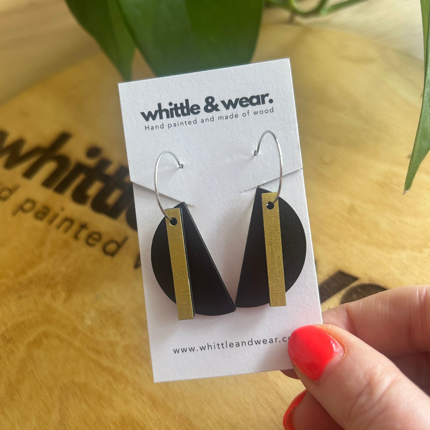 Switch it up hoops black