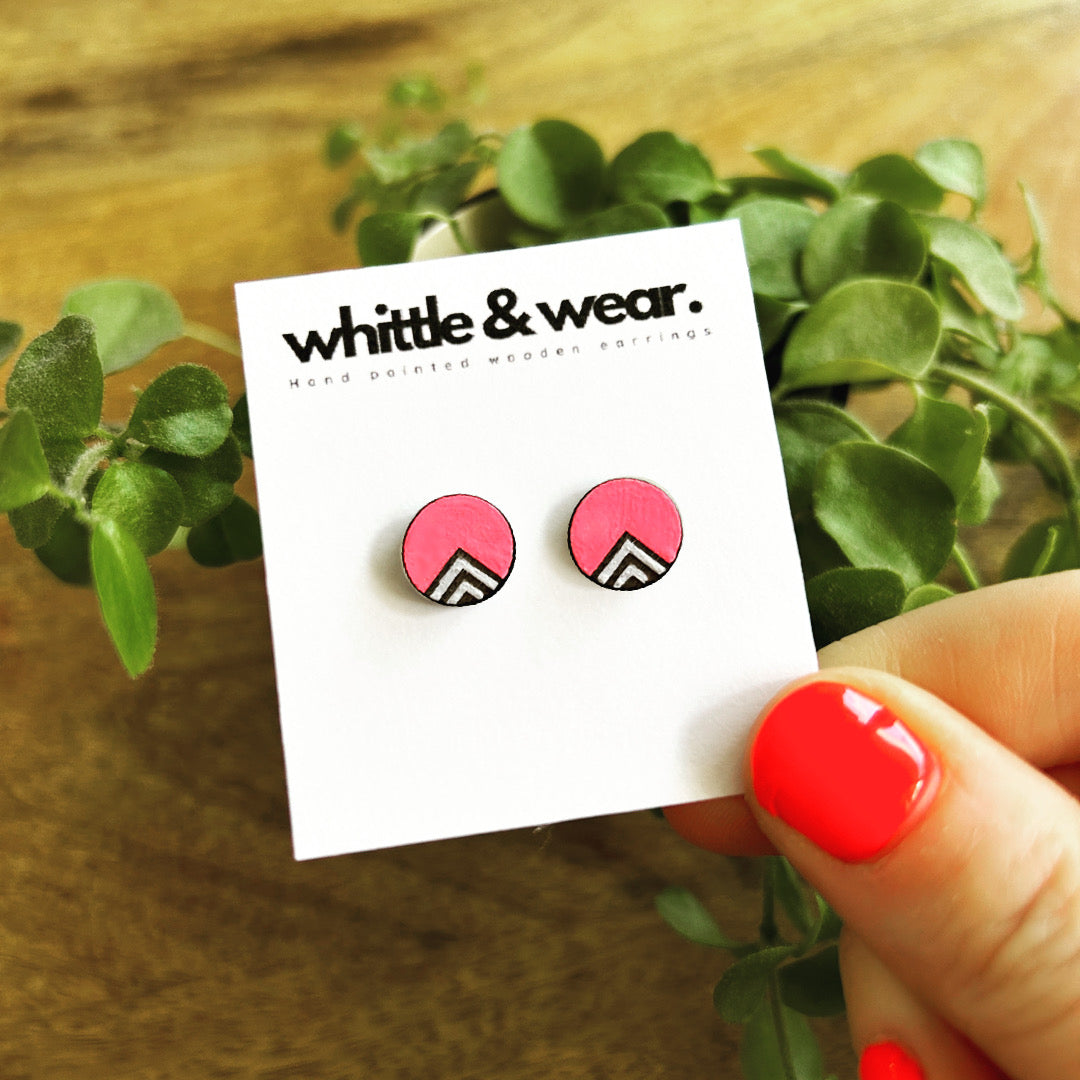 Etched chevrons. Pink