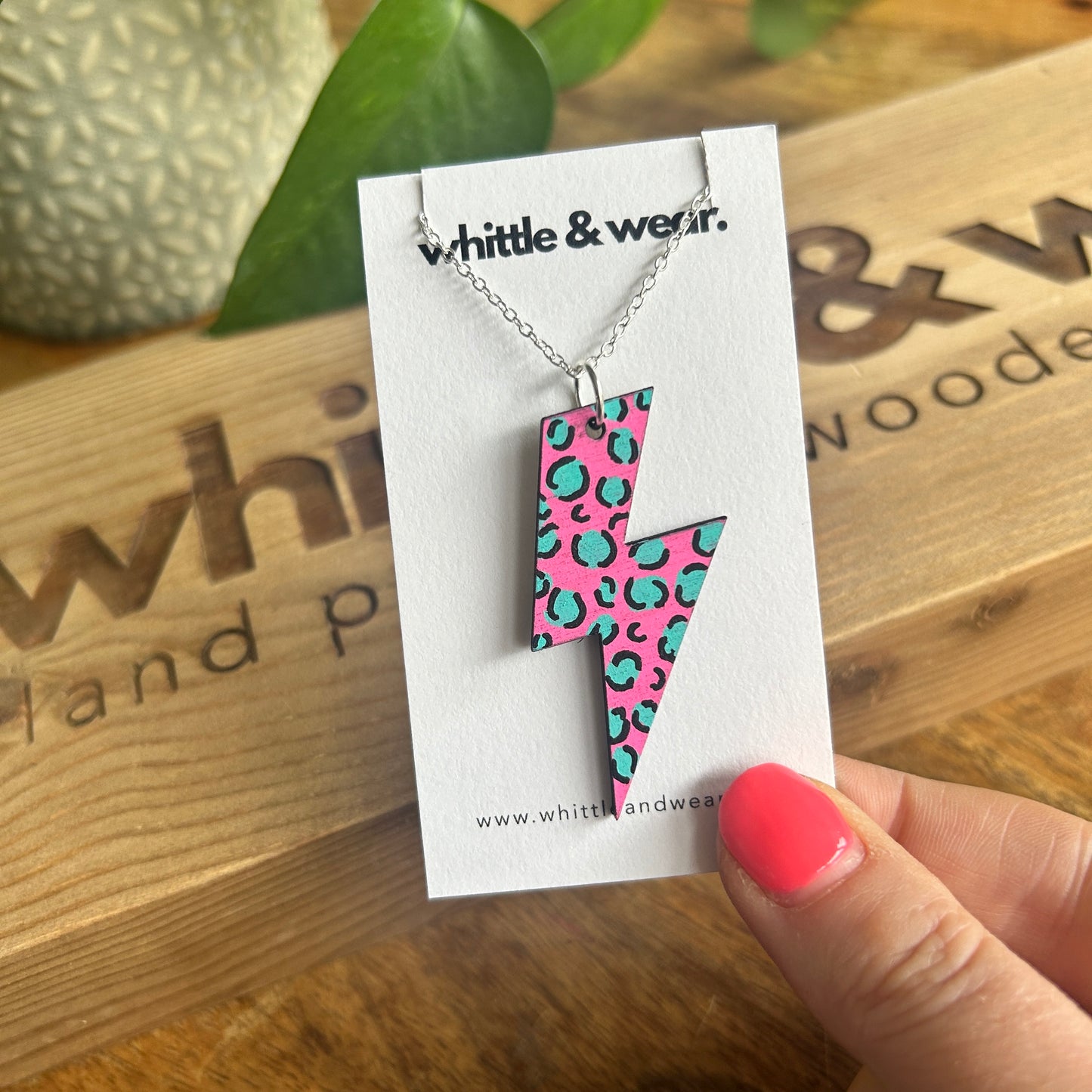 Hand painted wooden necklace - lightning bolt - Pink