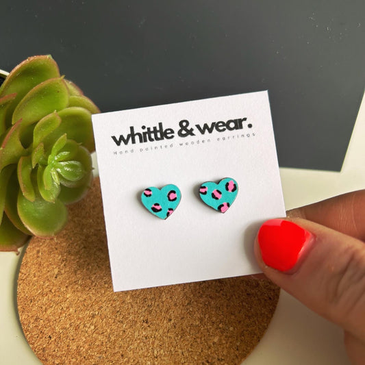 Heart studs. Turquoise and pink animal print