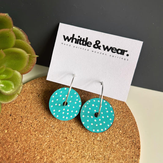 Round dangles. Turquoise with white spots