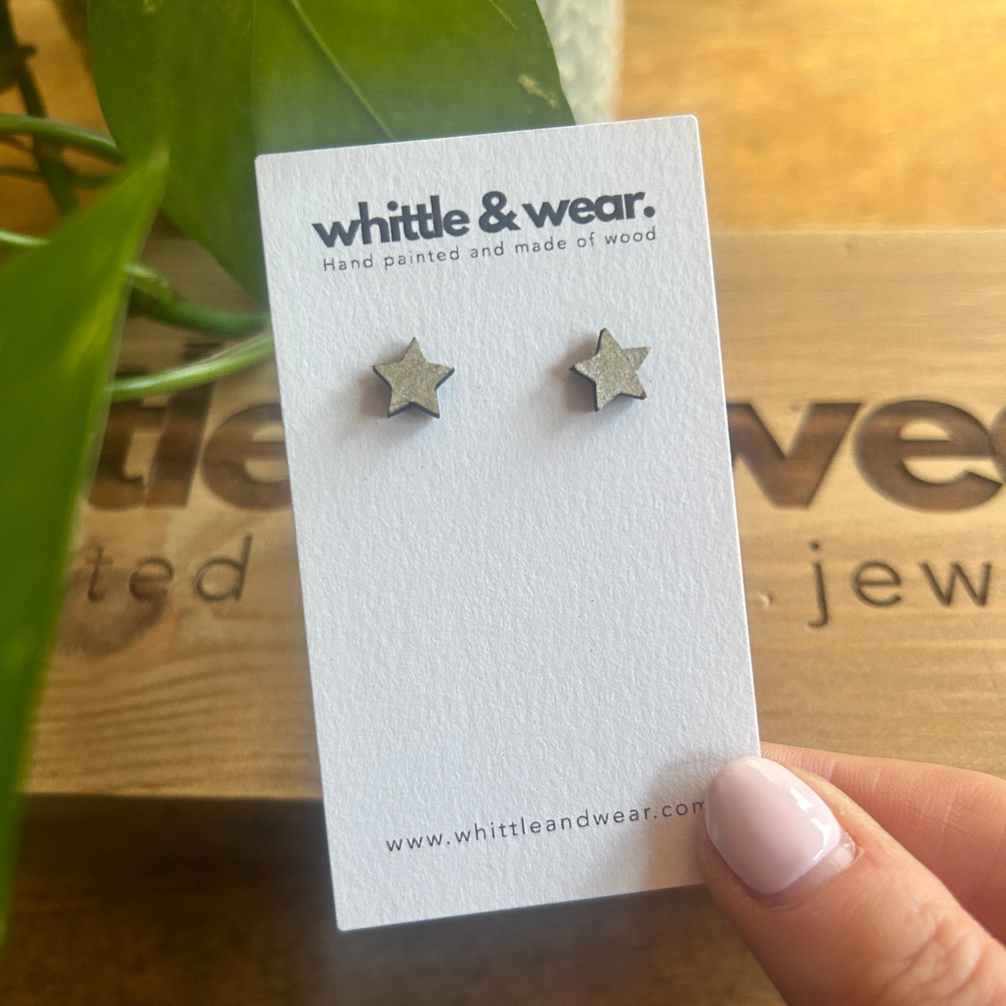 Gold star studs